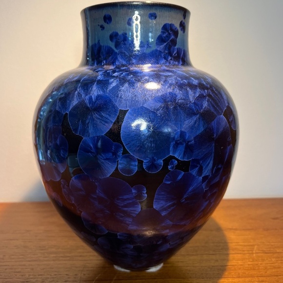 Signed Pottery Cobalt Blue Crystalline Vase Extra Large Porcelain 10” Tall - Picture 4 of 11